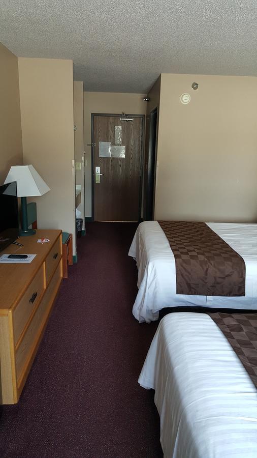 De Smet Super Deluxe Inn & Suites Экстерьер фото