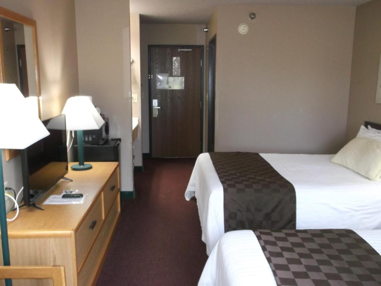 De Smet Super Deluxe Inn & Suites Экстерьер фото