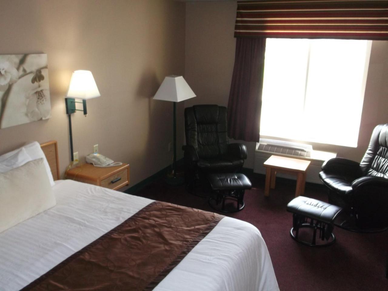 De Smet Super Deluxe Inn & Suites Экстерьер фото