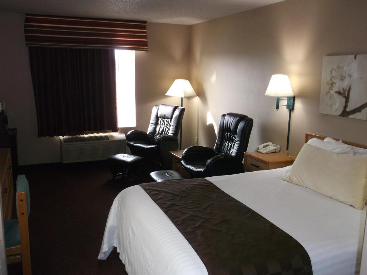 De Smet Super Deluxe Inn & Suites Экстерьер фото