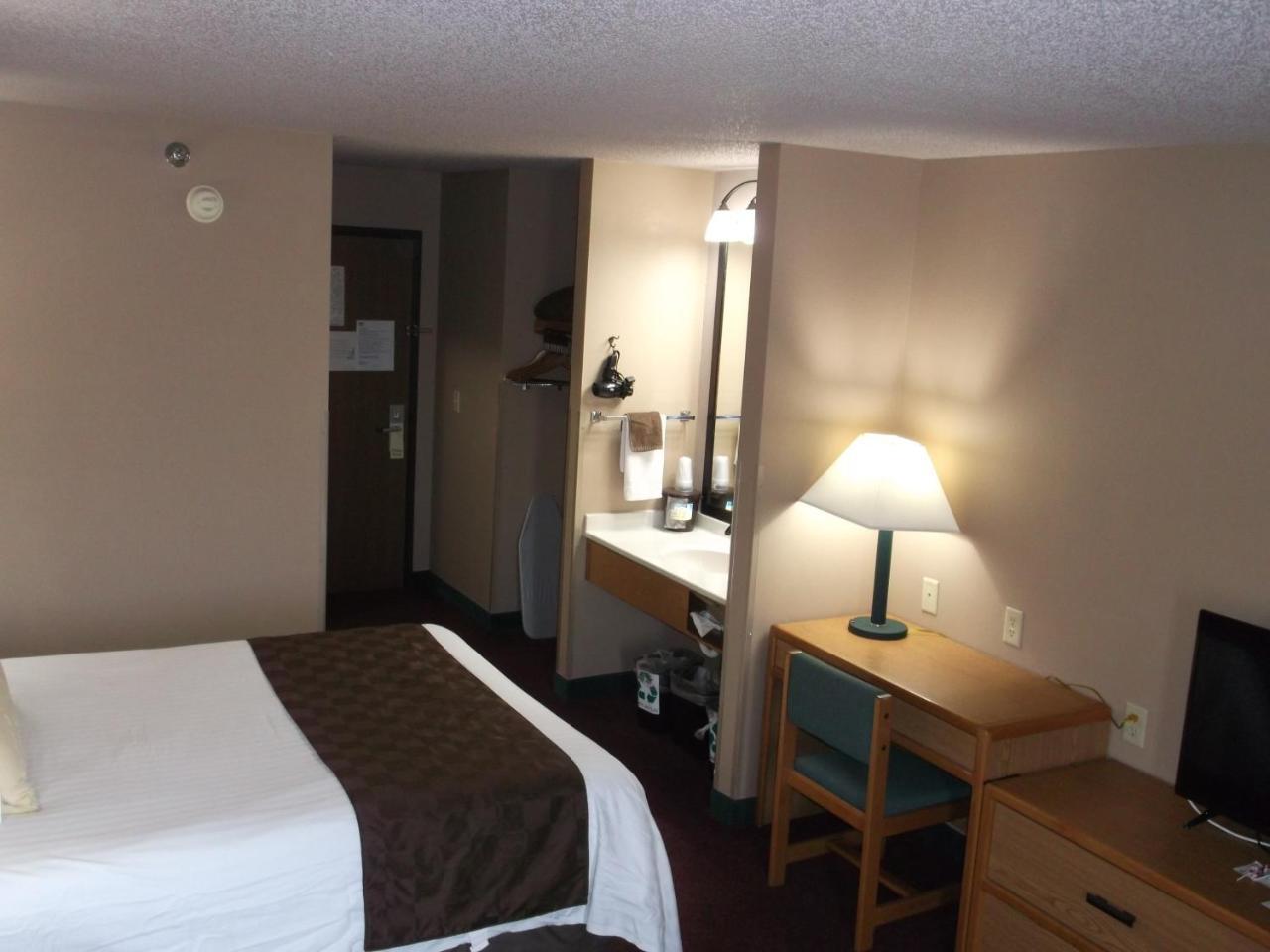 De Smet Super Deluxe Inn & Suites Экстерьер фото